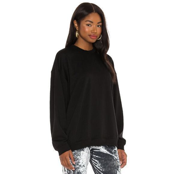 NEW Onzie x Revolve Boyfriend Sweatshirt Black Knit - Picture 2 of 7